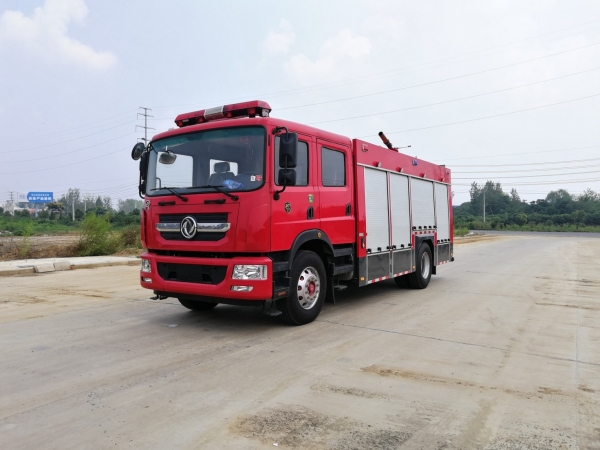 國六JDF5171GXFPM70-E6型泡沫消防車