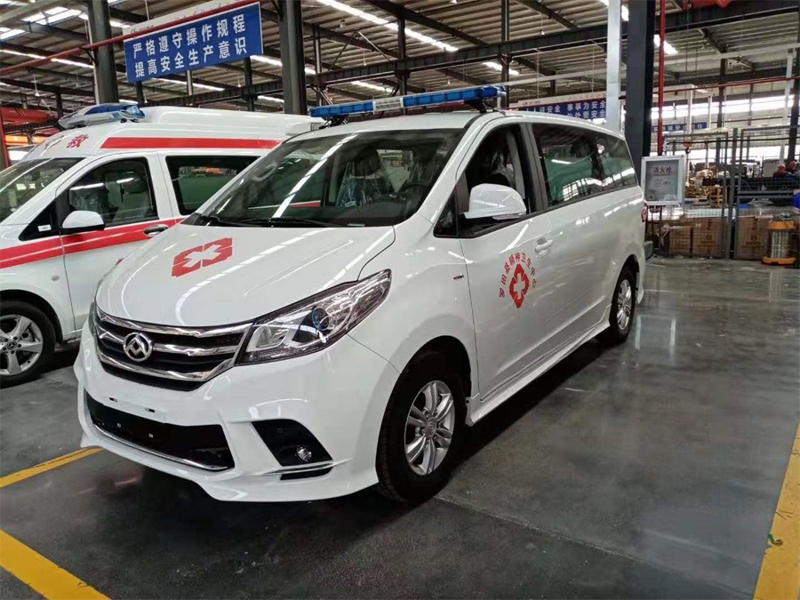 國六上汽大通G10轉(zhuǎn)運(yùn)型救護(hù)車