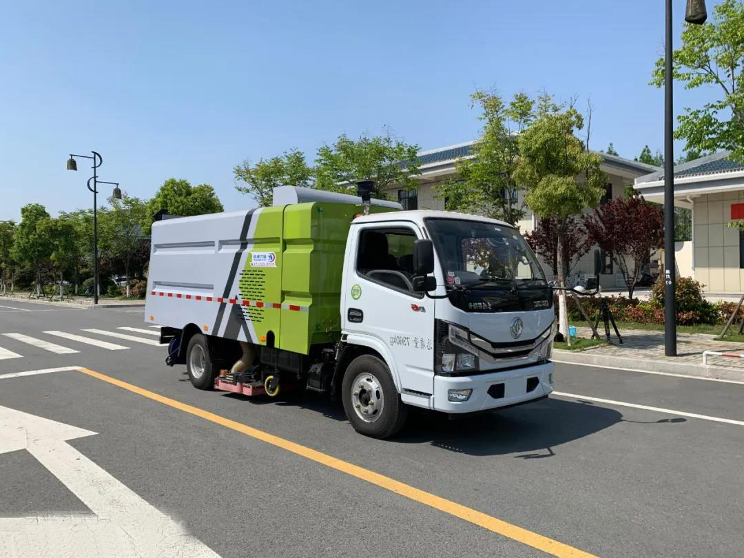 東風(fēng)小多利卡吸塵車